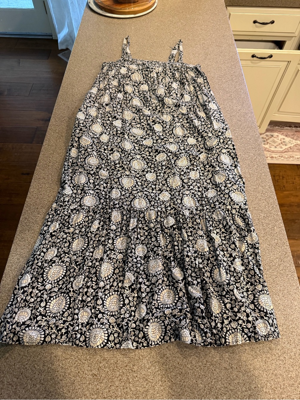 Old Navy Black and White Floral Tiered Maxi Dress with Straps